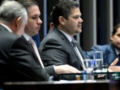 Congresso aprova 12 projetos em bloco; votação do Orçamento será separada