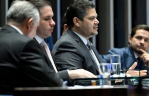 Congresso aprova 12 projetos em bloco; votação do Orçamento será separada