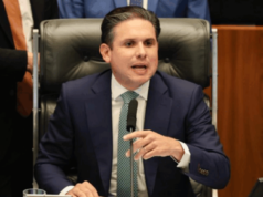 Motta cassa mandato de Eduardo Bolsonaro e Alexandre Ramagem