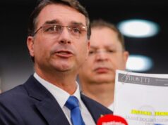 Valdemar diz que Bolsonaro escolheu Flávio como candidato a presidente