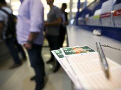 Mega-Sena pode pagar R$ 52 milhões hoje (16/12). Veja como apostar