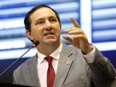 Deputado pede que PGR investigue escândalo que liga Governo e Oi