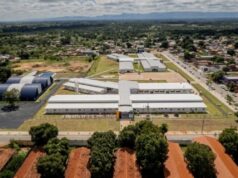 Volta às aulas em MT reúne mais de 320 mil alunos e investimentos bilionários em infraestrutura escolar