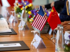 China pede aos EUA a liberação imediata de Nicolás Maduro e esposa