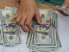 Dólar hoje sobe 1% com Ptax e Warsh no Fed, mas cai 4,4% em janeiro