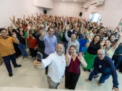 Prefeitura de Rondonópolis | Prefeito Cláudio Ferreira empossa 75 novos professores para rede municipal