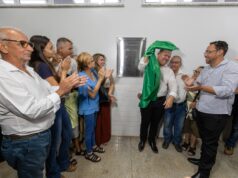 Prefeitura de Rondonópolis | Cláudio Ferreira inaugura escola e destaca importância de pioneiros na construção da cidade