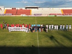 Prefeitura de Rondonópolis | Animais e equipe do Cibear entram em campo com jogadores do União no Luthero Lopes