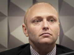 Defesa de Delgatti pede redução da pena com base em indulto de Lula