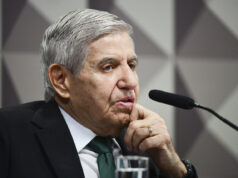 Comissão de Ética da Presidência abre processo contra Augusto Heleno