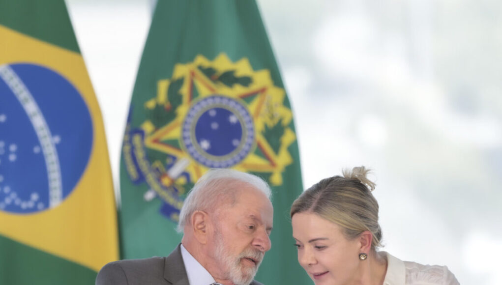 Gleisi-Lula-2-1128x800.jpg