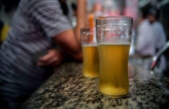 MS: homem leva tijolada na cabeça após negar bebida a desconhecido