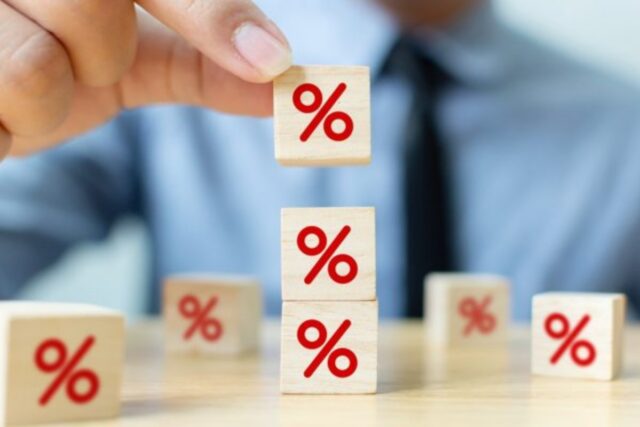 b95a45fb-juros-bancos-dinheiro-600x400-1.jpg