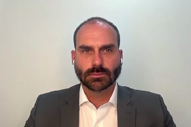 eduardo-bolsonaro-live-metropoles-fala-sobre-ramagem.jpg
