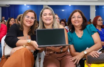 Pela primeira vez, diretores escolares de Várzea Grande iniciam ano letivo com notebooks novos – Pela primeira vez, diretores escolares de Várzea Grande iniciam ano letivo com notebooks novos