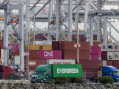 Novas tarifas dos EUA entram em vigor com taxa mais baixa de 10%