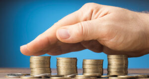 taxas pré disparam após IPCA-15, mas juro real cede com Treasuries