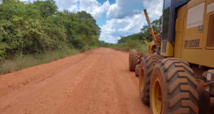 Viação e Obras reforça patrolamento e leva benefício para quase 60 vias do Município – Viação e Obras reforça patrolamento e leva benefício para quase 60 vias do Município