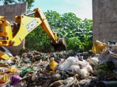 Menos de 90 dias após última ação, Prefeitura volta à região do Zero para retirar lixo descartado irregularmente – Menos de 90 dias após última ação, Prefeitura volta à região do Zero para retirar lixo descartado irregularmente