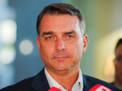 Flávio afirma que irá protocolar ação contra “crimes do PT na Sapucaí”