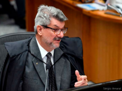 STJ decide afastar ministro investigado por importunação sexual