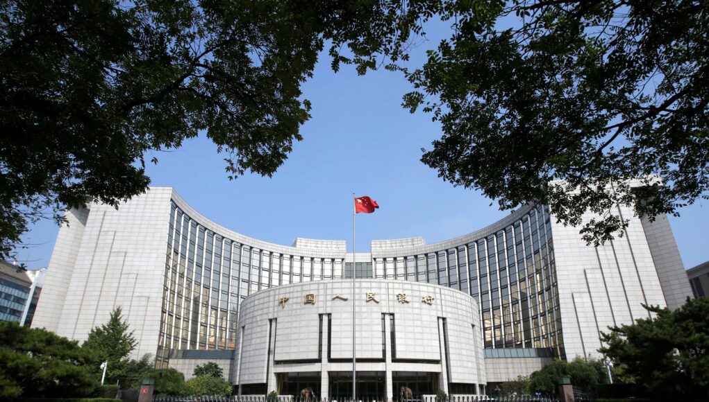 2024-09-20T103506Z_1_LYNXMPEK8J0CH_RTROPTP_4_CHINA-ECONOMY-PBOC.jpg