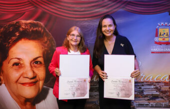 Secretárias e assessoras da Prefeitura de VG recebem Título Sarita Baracat em sessão solene – Secretárias e assessoras da Prefeitura de VG recebem Título Sarita Baracat em sessão solene