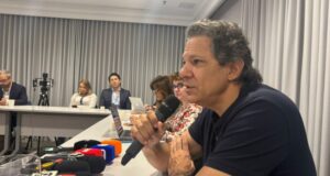 Haddad diz que conversas sobre o vice começam nos próximos dias