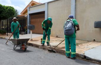 Em uma semana, mutirão de limpeza da Prefeitura de Várzea Grande atende mais de 100 bairros – Em uma semana, mutirão de limpeza da Prefeitura de Várzea Grande atende mais de 100 bairros