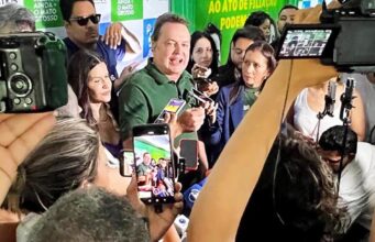 Russi troca PSB pelo Podemos e projeta maioria na ALMT