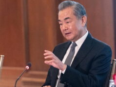 Em ligação entre chanceleres, China reforça apoio à soberania do Irã