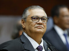 Dino assume no STF investigações contra adversário no Maranhão