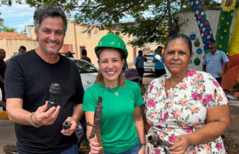 Prefeita Flávia Moretti acompanha mutirão do DAE-VG para combate a vazamentos no Grande Cristo Rei – Prefeita Flávia Moretti acompanha mutirão do DAE-VG para combate a vazamentos no Grande Cristo Rei