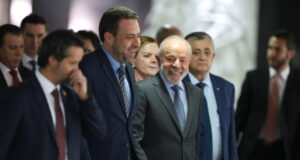 Governo Lula quer acelerar fim da escala 6 X 1 com PL próprio