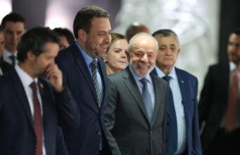 Governo Lula quer acelerar fim da escala 6 X 1 com PL próprio