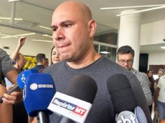 Abílio aponta suspeita de esquema de R$ 80 milhões na Educação