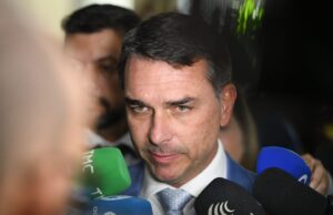 Após crise do caso Vorcaro, coordenador de comunicação deixa campanha de Flávio Bolsonaro – CartaCapital