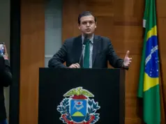 Deputado Thiago Silva apresenta projeto para ampliar vacinação contra meningite em crianças