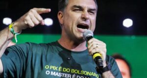 Flávio sobe no ‘salto alto’: quer aumentar mandato que não tem