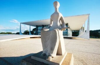 Penduricalhos: ministros do STF ordenam contracheque único