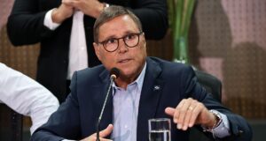 Mauro Carvalho nega participação e diz que não teve qualquer benefício com acordo da Oi