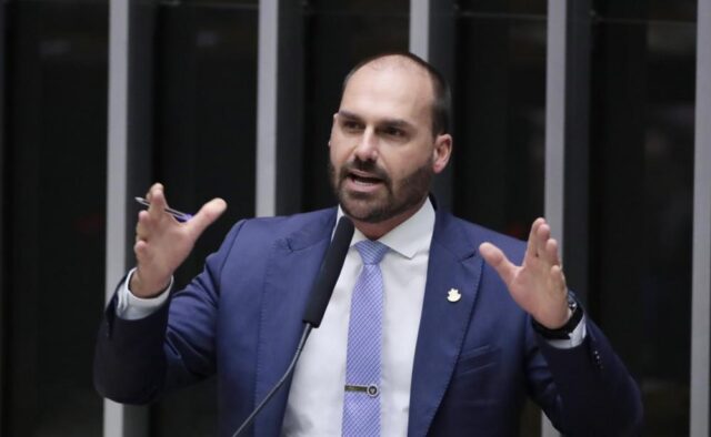 Eduardo-Bolsonaro-Foto-Zeca-Ribeiro-Camara-dos-Deputados.jpg