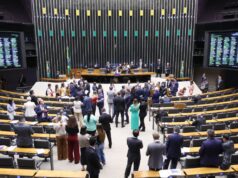 Congresso derruba veto de Lula e flexibiliza repasses a municípios em período eleitoral – CartaCapital