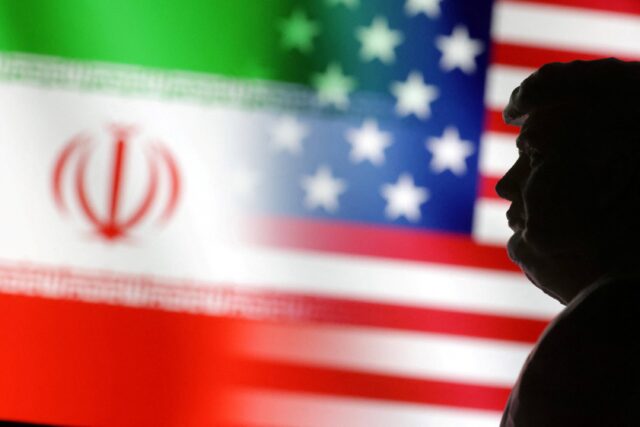 2025-04-07T111654Z_1_LYNXNPEL360EZ_RTROPTP_4_USA-TRUMP-IRAN.jpg