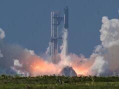Ações da SpaceX têm salto de 19% na estreia e valor de mercado supera os US$ 2,1 tri