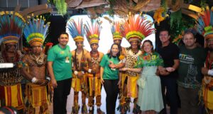 Gastronomia, cultura e brindes lotam estande de Várzea Grande no quarto dia da FIT Pantanal – Gastronomia, cultura e brindes lotam estande de Várzea Grande no quarto dia da FIT Pantanal
