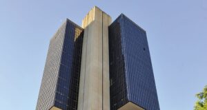 Os sinais do Copom sobre a próxima reunião, após cortar Selic a 14,25% – CartaCapital