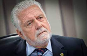 Líder do Governo Lula é alvo da PF em ação do caso Master