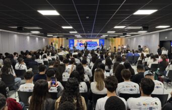 Governo de Mato Grosso reconhece escolas que se destacaram em projeto de cidadania e democracia