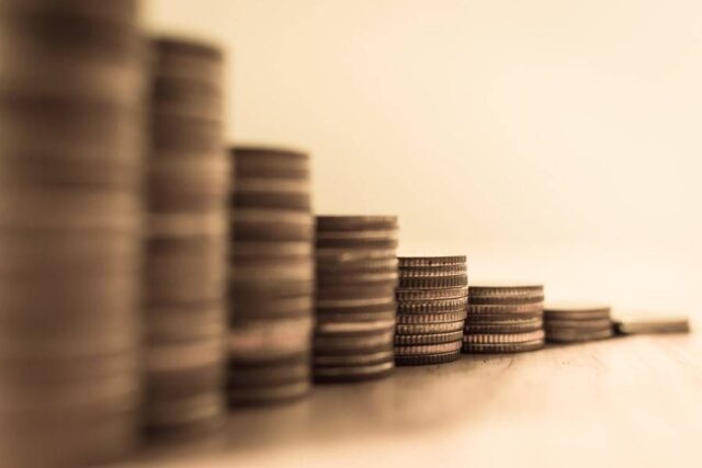 dividendos-moedas-dinheiro.jpg